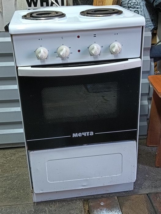 Продам электроплиту Мечта
