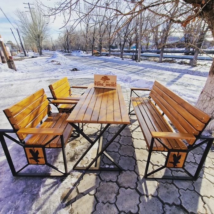 Продаётся набор садовой мебели