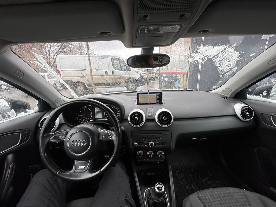 Audi A1 1.6 diesel 2011 / schimb cu ceva mai mare