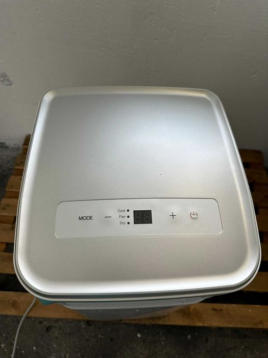 Aparat aer conditionat portabil Ariston Mobis 9, 9000 BTU NOU 899 lei