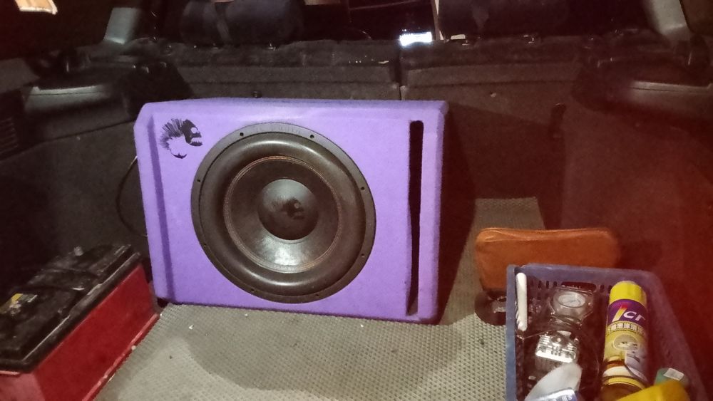 Сабвуфер на авто б/у