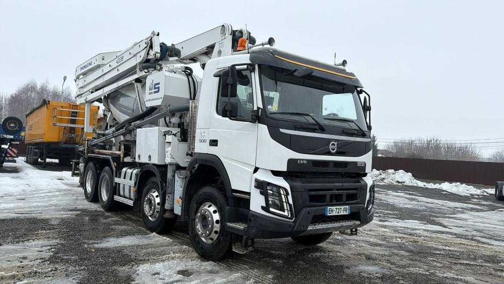 Autobetoniera Volvo FMX 500,cu pompa