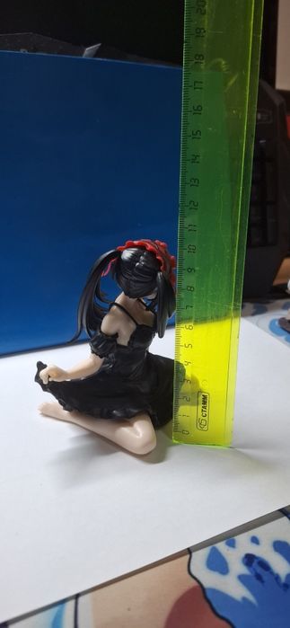 Аниме девушка,фигурка