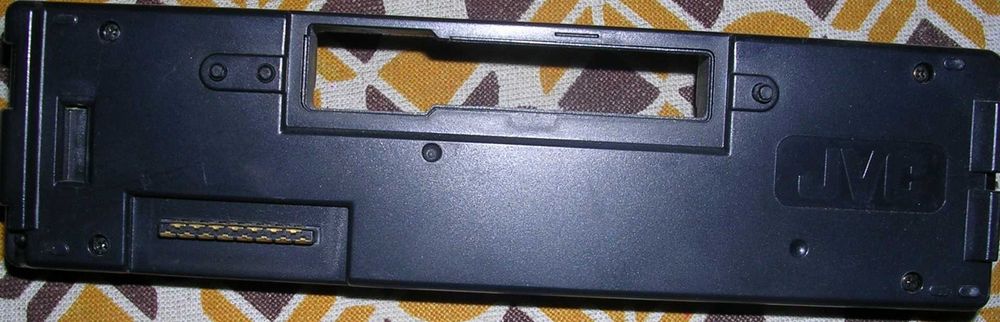 Авторадио касетофон чисто нов JVC KS-F172