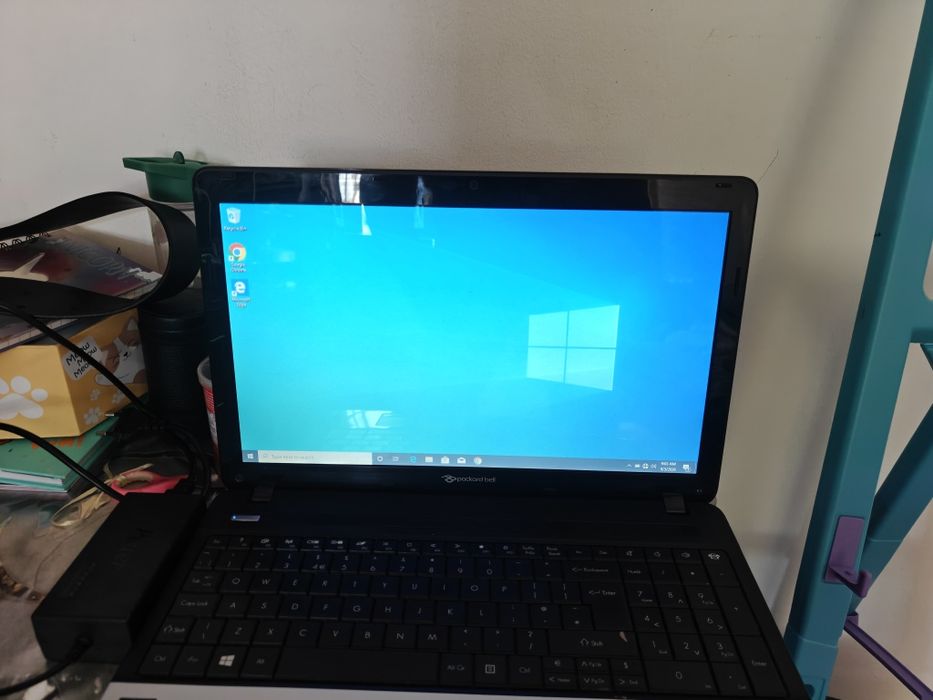 Laptop parckhard bell