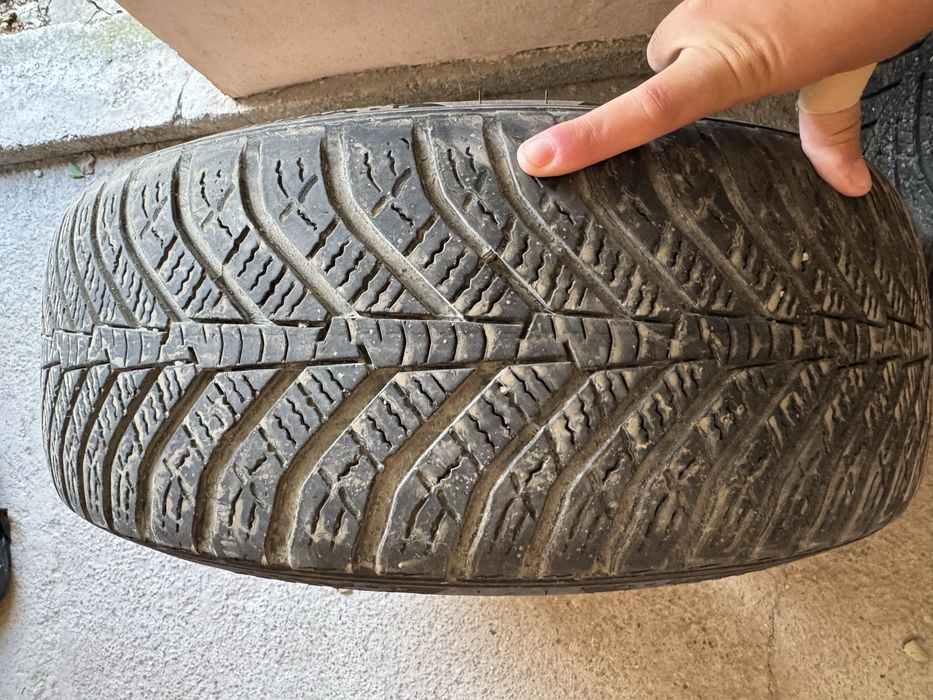 Vand set jante cu cauciucuri de iarna Audi A6