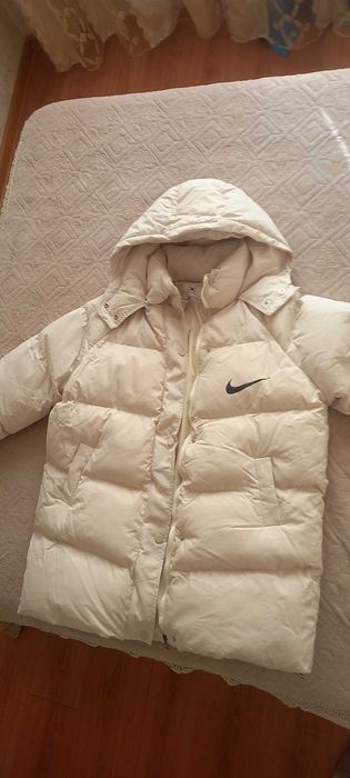 Продам зимнюю куртку