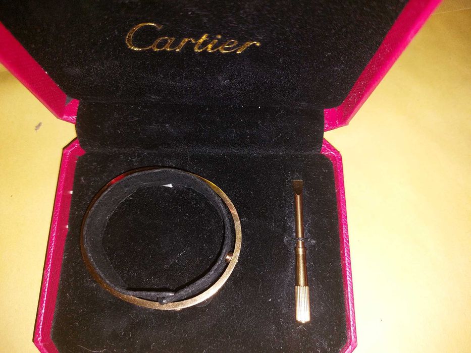 Bratara cartier in cutie originala cadou cu cheita marime 16