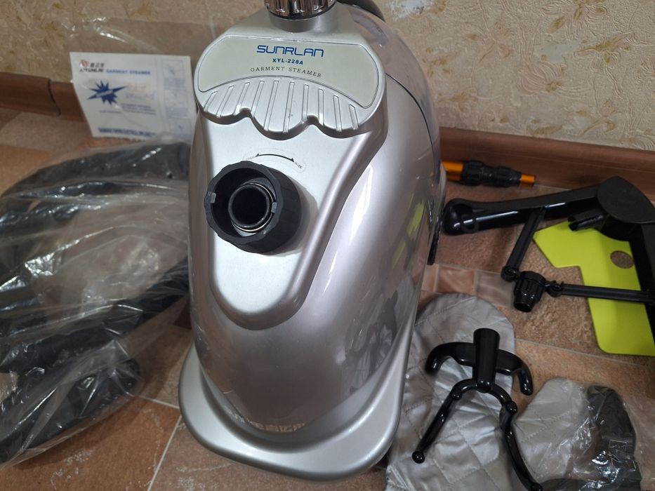 Отпариыатель почти новый.