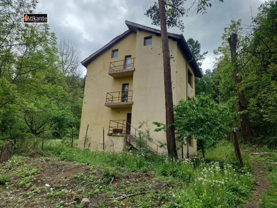 Етаж от къща в София, област- площ 168 цена 205000