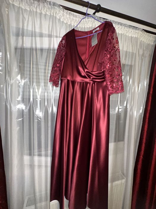 Rochie de nasa eleganta