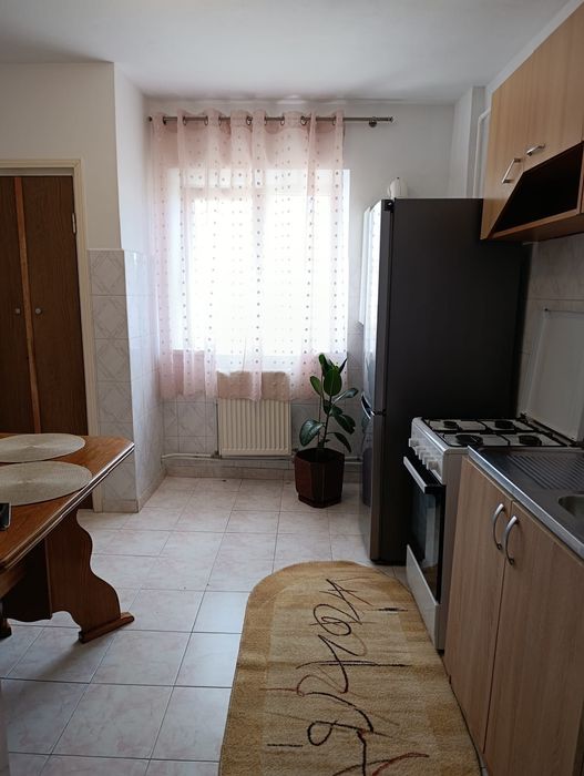 Apartament 2 camere de închiriat str. Prieteniei