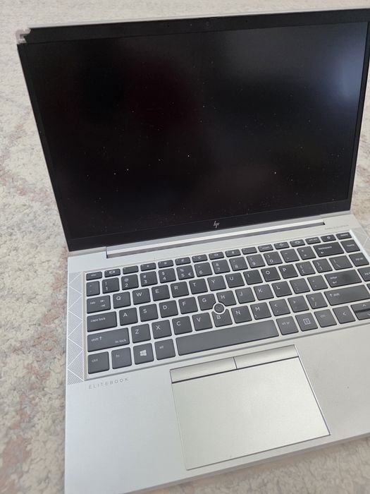 Vand Laptop HP Elitebook 840 G7