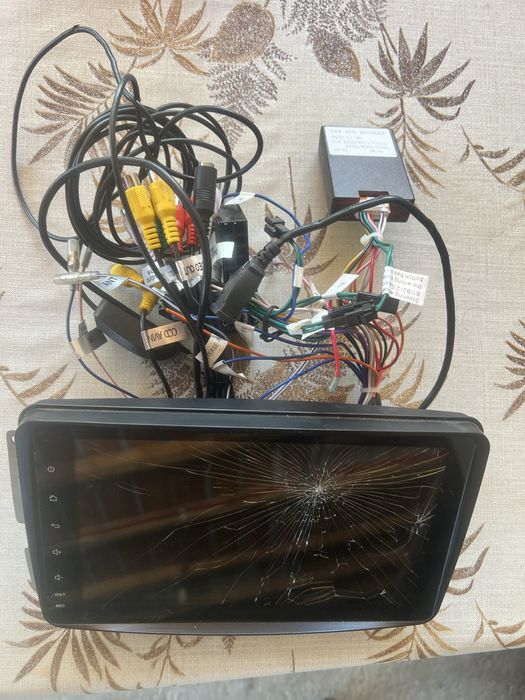 Tableta android comnatibila mercedes c clas 2004