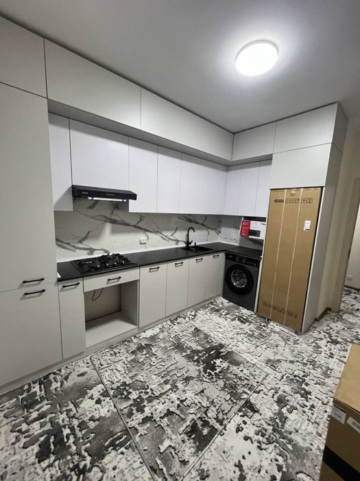 Срочно сдается квартира в Алмазар сити на новостройке