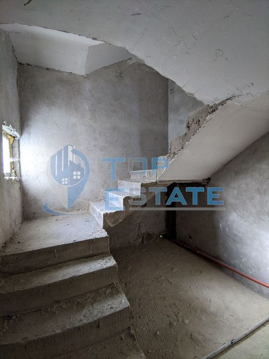 Продава се Къща в Стражица - 600 кв.м за 200 €/кв.м - Снимка #6