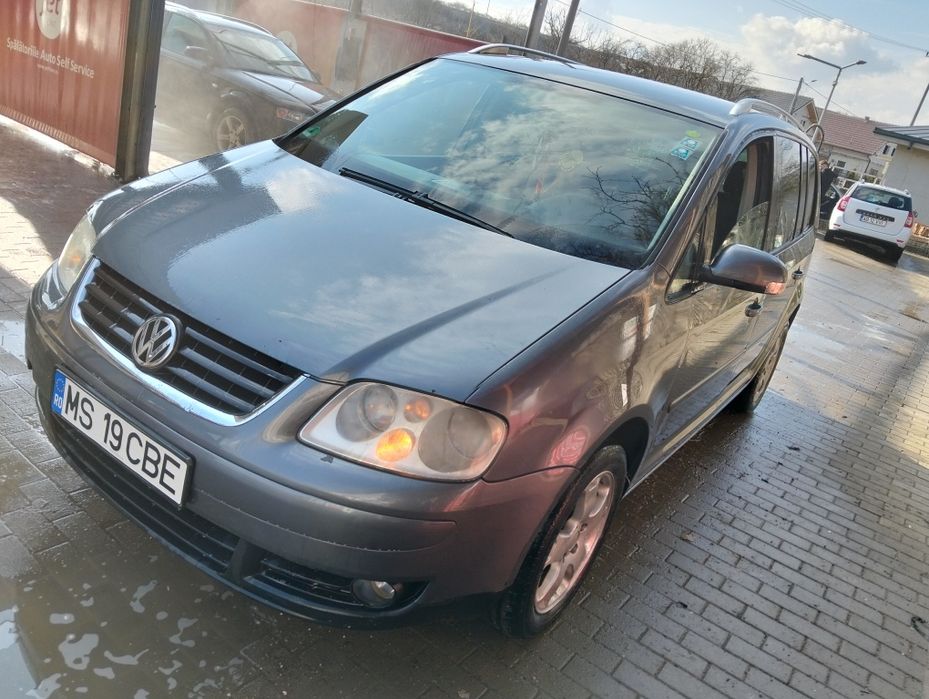 Vand VW Touran 2004 1.9TDI 105 cp