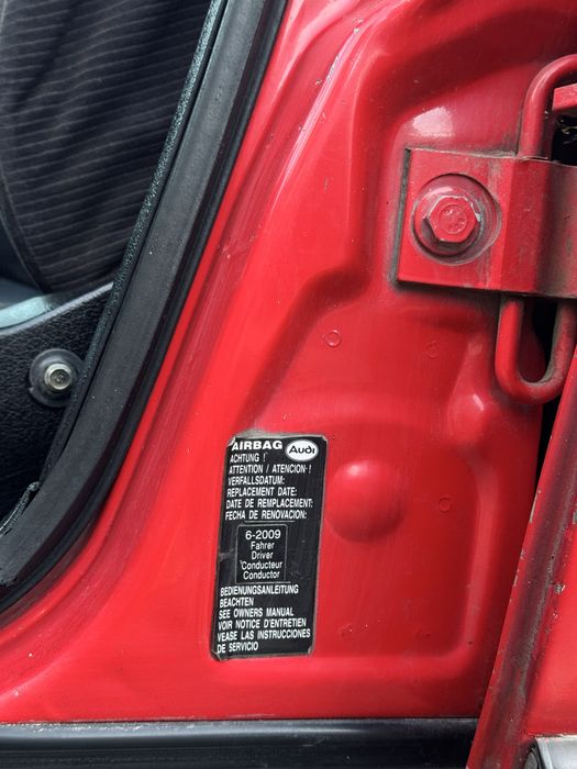 Audi 80 B4 автомат 1995