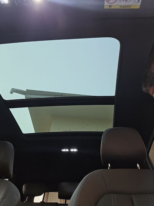 Audi.  Q4   40e-tron