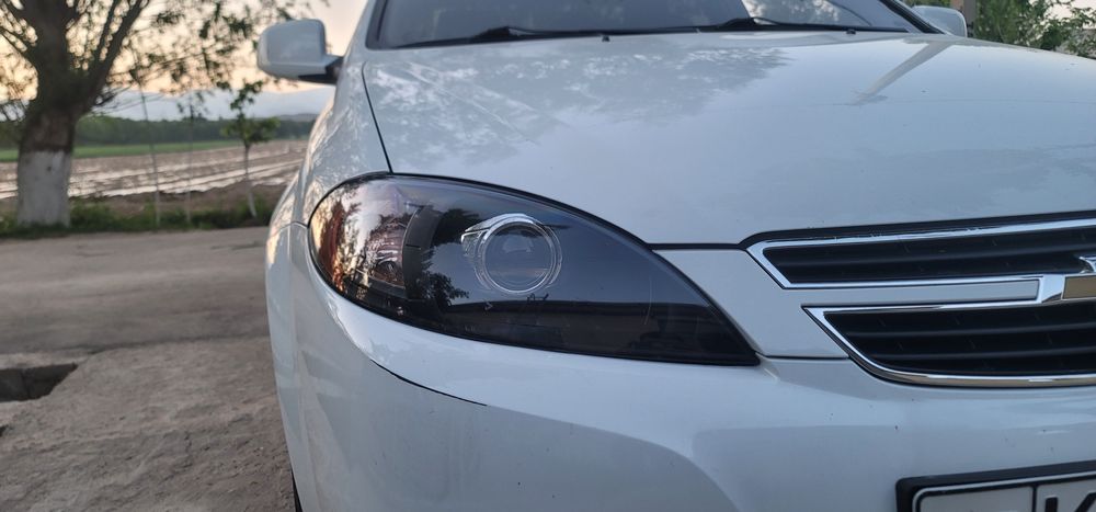 Gentraga Bi-led modulli fara. Фары для Gentra.