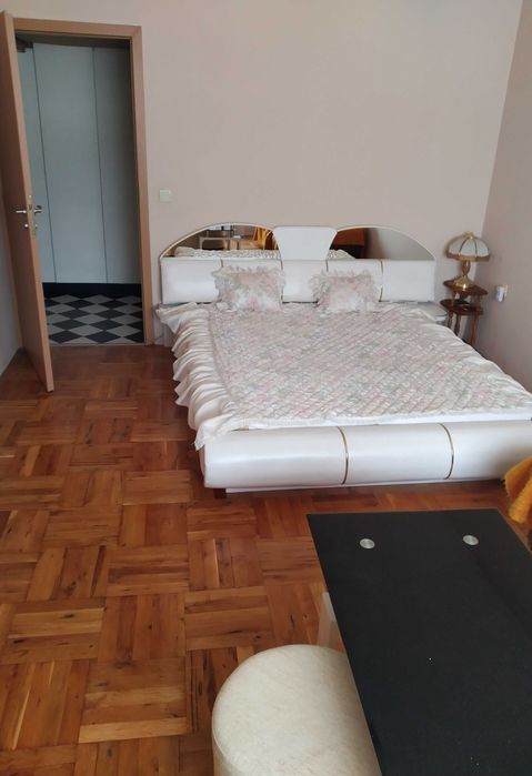 Апартамент под наем