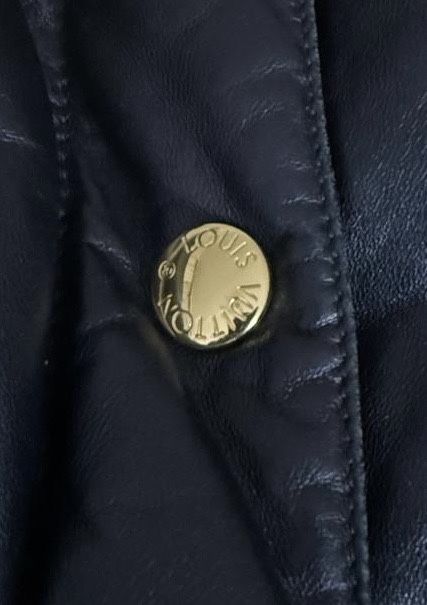 Осенний пуховик Louis Vuitton