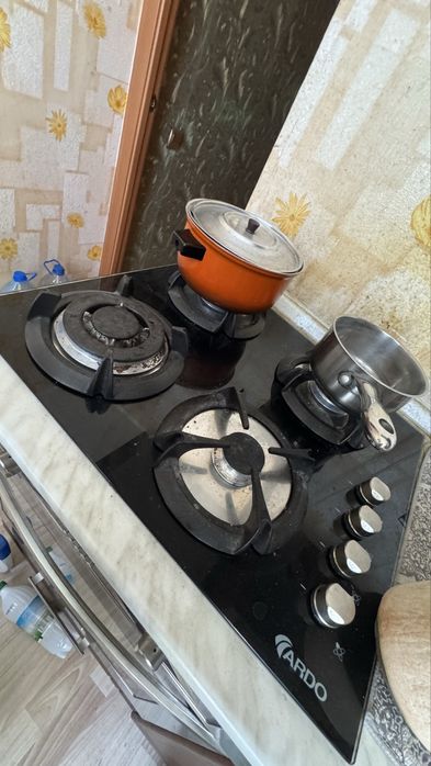 Плита ARDO 4 конфорки б/у
