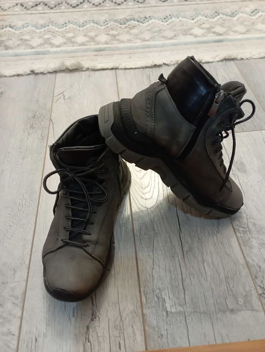 Зимние ботинки из натуральной кожи на мальчика 37 размер