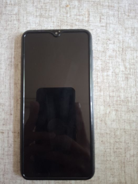 Samsung A10 телефон