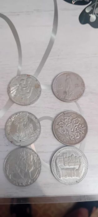 Юбилейни монети.