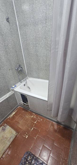 Аренда коракамиш 2/1 галаба боги оилага берилади  гилам бор