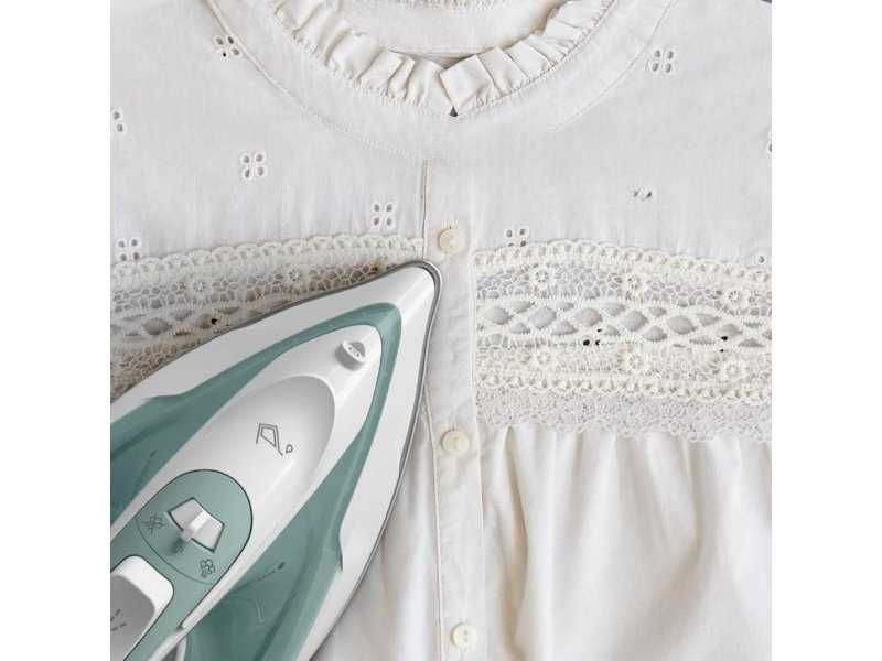 Мощна Парна Ютия с Керамична Плоча Tefal Virtuo 30 FV2C42E0 2000W