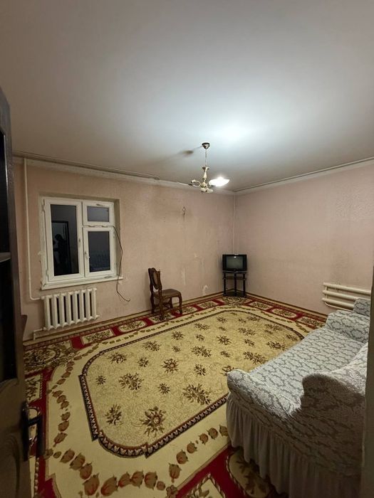 Продаётся 2/5/9 массив Бел-тепа балкон 2.20х7 Шайхантаурский район