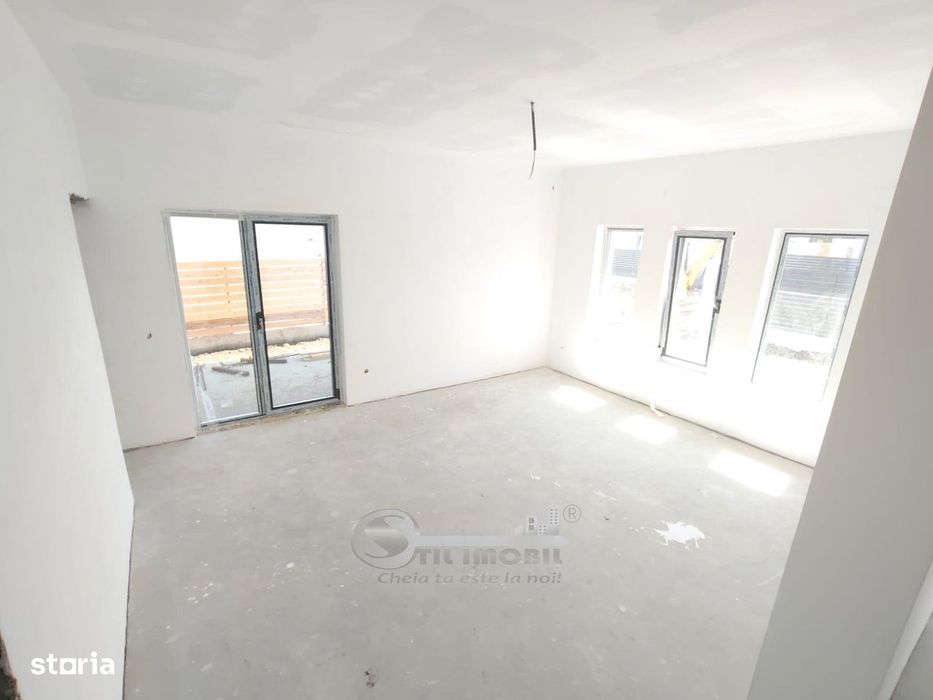 Case Mediteraneene, COMISION 0% – 3 Camere,  Geam la baie