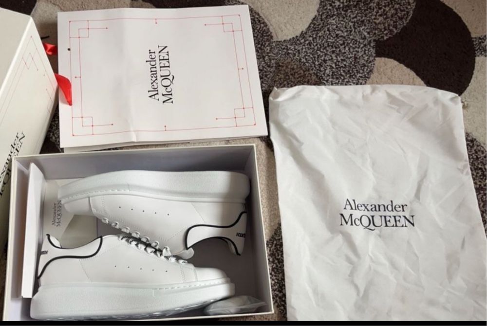 Adidasi Alexander Mcqueen Exposy albi negri piele naturala