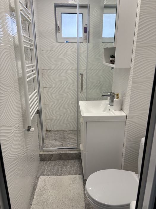 Inchiriez apartament 2 camere