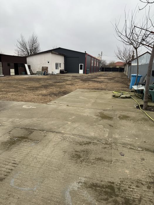 De vanzare / De inchiriat