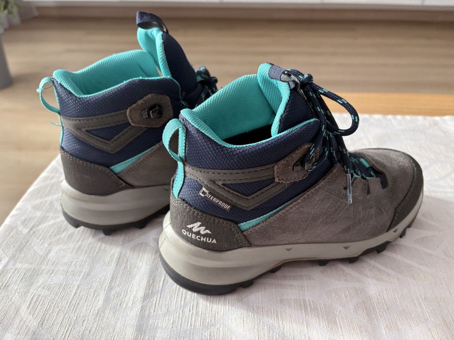 Bocanci drumeție Quechua MH500 – impermeabili – mărimea 35