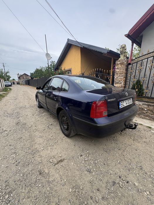 VOLKSWAGEN Passat 2002 — imagine 4