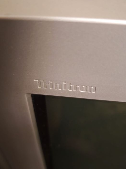 Продам Телевизор SONY TRINITRON