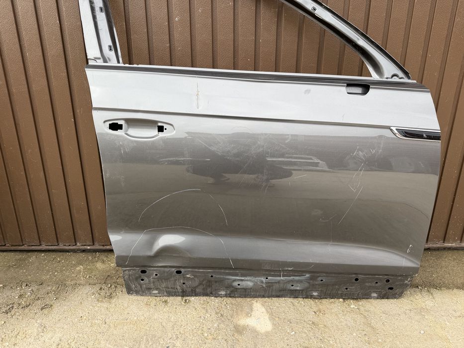 Usa dreapta fata Vw Touareg 3