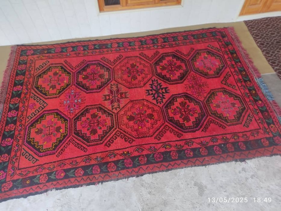 Toza gilam  100% qoʻlda toʻqilgan tuya yungidan