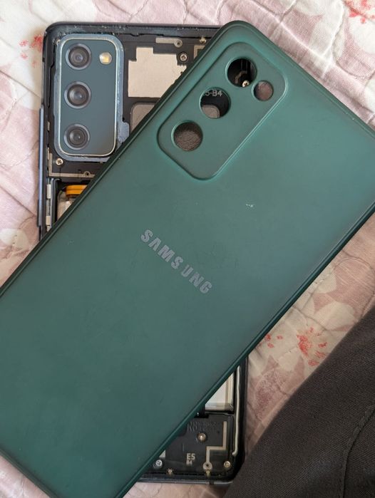 Samsung s20fe 128/6