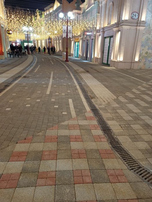 Брусчатка, тратуар плитка ва Топпинг поллар учун дренаж лоток кришка