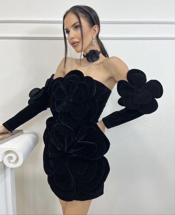Rochie mini flori 3d maneci