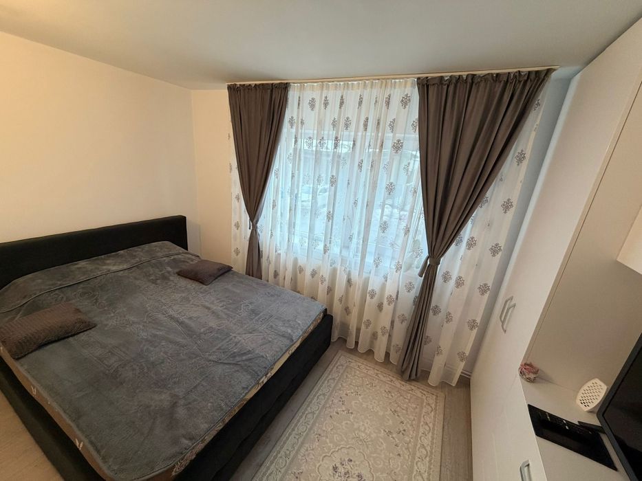 Vând apartament cu 3 camere