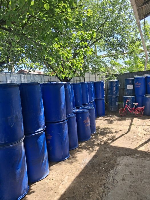 Бочки пластиковый  200 ,170 литров