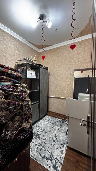 Своя квартира, Без маклер. Продажа. Юнусобод 11,  36 дом. 3/4/4