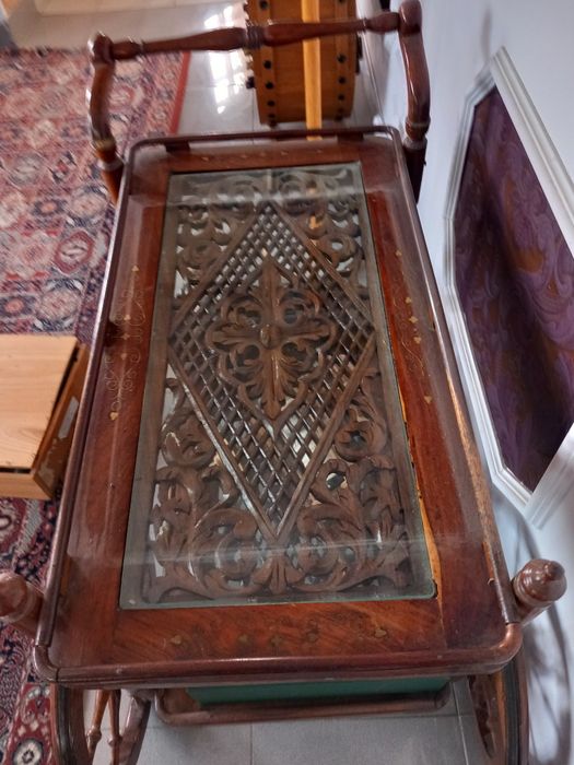 Vand ghiridon și suport sticle cu vin