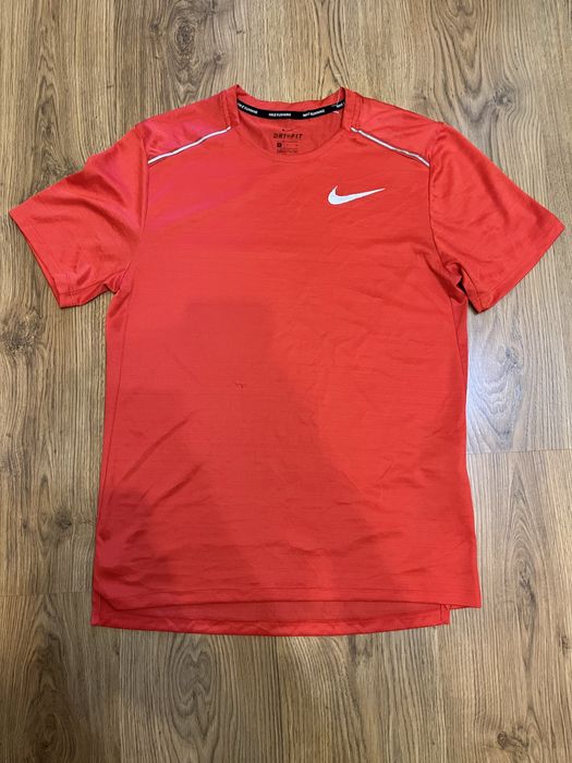 tricou nike rosu
